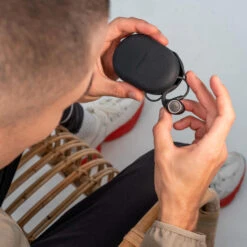 KALENJI 900 EARPHONES WIRELESS BLUETOOTH - BLACK -Outdoor Equipment Store k42d492b2a994b2a3cb636520f3ce7019