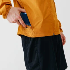 KALENJI RUN WIND MEN'S WINDPROOF RUNNING JACKET -Outdoor Equipment Store k5b312bad443c24aa7aed4f554f952af0