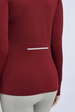 Women's Winter Run Half Zip Top -Outdoor Equipment Store k84cebb0dbe0b2b1ae77b1e75d64832e1