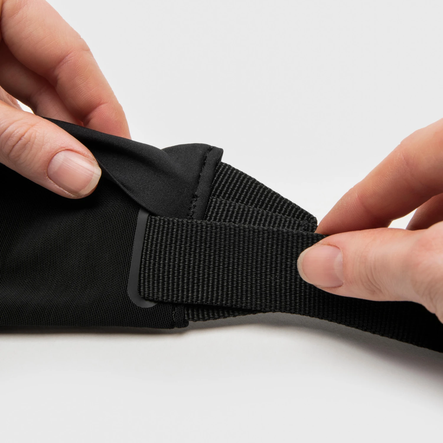 Kalenji COMFORT 2 SMARTPHONE RUNNING BELT 5 POCKETS 10 Kalenji COMFORT 2 SMARTPHONE RUNNING BELT 5 POCKETS - Image 8