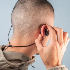 KALENJI 900 EARPHONES WIRELESS BLUETOOTH - BLACK -Outdoor Equipment Store kb76604169d9556776f3398f226501c00