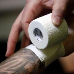 Steroplast EAB Tearlite Elastic Adhesive Bandage - 4.5m Long - 36 Rolls -Outdoor Equipment Store keec578b0e8c3e1b16893adc6e5d40ee3